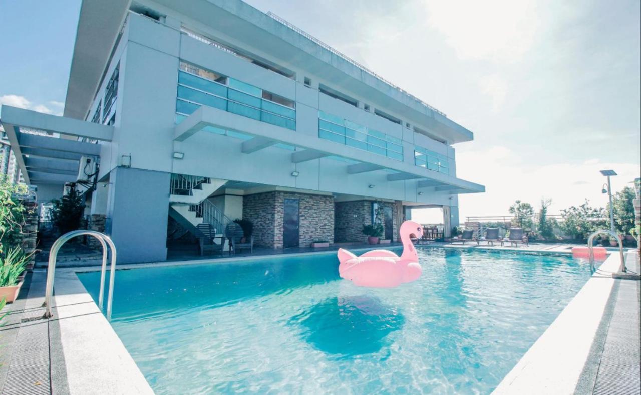 Greenhills Elan Hotel Modern Quezon City Buitenkant foto
