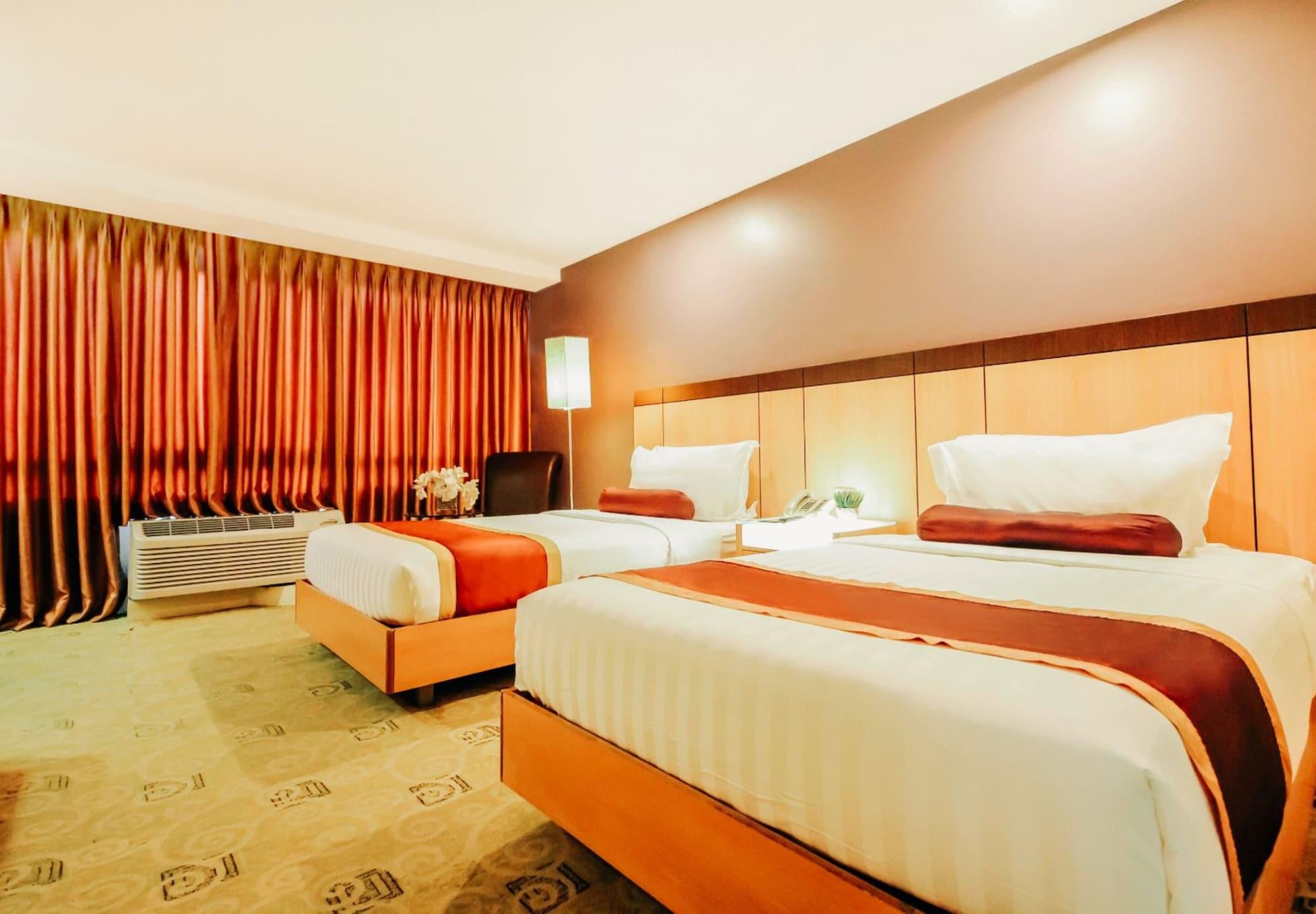 Greenhills Elan Hotel Modern Quezon City Buitenkant foto