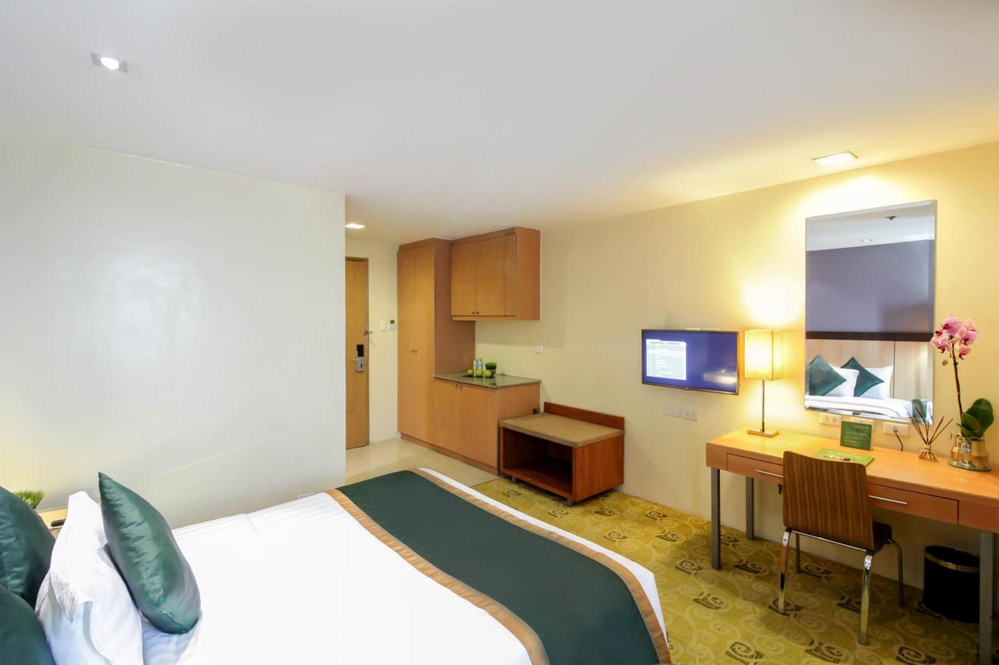 Greenhills Elan Hotel Modern Quezon City Kamer foto